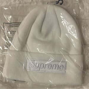 Supreme New Era Box logo Beanie